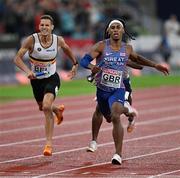 20 August 2022; Alex Haydock-Wilson of Great Britain crosses the line to win the Men's 4x400m Relay Final during day 10 of the European Championships 2022 at the Olympiastadion in Munich, Germany. Photo by Ben McShane/Sportsfile