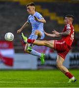 29 August 2022; Brandon Kavanagh of Derry City in action against Kameron Ledwidge of Shelbourne during the SSE Airtricity League Premier Division match between Shelbourne and Derry City at Tolka Park in Dublin. Photo by Piaras Ó Mídheach/Sportsfile