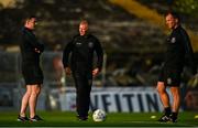 29 August 2022; Bohemians assistant manager Trevor Croly, centre, with Bohemians performance coach Philip McMahon, left, and Bohemians academy transition coach Derek Pender during the SSE Airtricity League Premier Division match between Bohemians and St Patrick's Athletic at Dalymount Park in Dublin. Photo by Eóin Noonan/Sportsfile