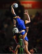 2 September 2022; Alex Soroka of Leinster wins a lineout during the pre-season friendly match between Harlequins and Leinster at Twickenham Stoop in London, England. Photo by Brendan Moran/Sportsfile