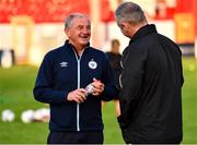 10 September 2022; Shelbourne manager Noel King, left, in conversation with Peamount United manager James O'Callaghan before the SSE Airtricity League Women's National League match between Shelbourne and Peamount United at Tolka Park in Dublin. Photo by Sam Barnes/Sportsfile