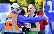 17 September 2022; Sean Hehir of Croghan AC is congratulated by race director Jim Aughney at the Irish Life Dublin Half Marathon on Saturday 17th of September in the Phoenix Park, Dublin. Photo by Sam Barnes/Sportsfile