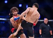 23 September 2022; Dante Schiro, left, in action against Luca Poclit during their welterweight bout during Bellator 285 at 3 Arena in Dublin. Photo by Sam Barnes/Sportsfile