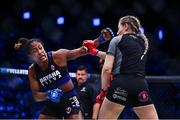 23 September 2022; Dayana Silva, left, in action against Leah McCourt during their women's featherweight bout during Bellator 285 at 3 Arena in Dublin. Photo by Sam Barnes/Sportsfile