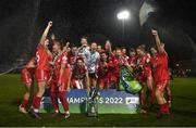 29 October 2022; Shelbourne players celebrate with the cup after the SSE Airtricity Women's National League match between Wexford Youths and Shelbourne at Ferrycarrig Park in Wexford. Photo by Eóin Noonan/Sportsfile