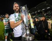 30 October 2022; Shamrock Rovers goalkeeper Alan Mannus with the SSE Airtricity League Premier Division trophy after the SSE Airtricity League Premier Division match between Shamrock Rovers and Derry City at Tallaght Stadium in Dublin. Photo by Stephen McCarthy/Sportsfile