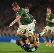 5 November 2022; Kwagga Smith of South Africa is tackled by Jamison Gibson-Park of Ireland during the Bank of Ireland Nations Series match between Ireland and South Africa at the Aviva Stadium in Dublin. Photo by Brendan Moran/Sportsfile