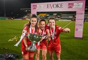6 November 2022; Shelbourne players, from left, Alex Kavanagh, Jemma Quinn and Keeva Keenan celebrate with the EVOKE.ie FAI Women's Cup after the EVOKE.ie FAI Women's Cup Final match between Shelbourne and Athlone Town at Tallaght Stadium in Dublin. Photo by Stephen McCarthy/Sportsfile
