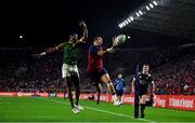 10 November 2022; Aphelele Fassi of South Africa Select XV in action against Simon Zebo of Munster during the match between Munster and South Africa Select XV at Páirc Ui Chaoimh in Cork. Photo by David Fitzgerald/Sportsfile