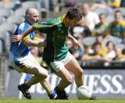 23 May 2004; Mark O'Reilly, Meath, in action against Tommy Gill, Wicklow. Bank of Ireland Leinster Senior Football Championship, Meath v Wicklow, Croke Park, Dublin. Picture credit; Brian Lawless / SPORTSFILE