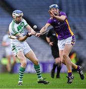 4 December 2022; TJ Reid of Shamrocks Ballyhale in action against Brian Sheehy of Kilmacud Crokes during the AIB Leinster GAA Hurling Senior Club Championship Final match between Kilmacud Crokes of Dublin and Shamrocks Ballyhale of Kilkenny at Croke Park in Dublin. Photo by Piaras Ó Mídheach/Sportsfile