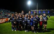 1 January 2023; The Bank of Ireland Half-time Minis team from Wanderers RFC with Leinster players, from left, Joe McCarthy, Jack Conan and Ross Byrne at Leinster and Connacht in the United Rugby Championship at RDS Arena in Dublin. Photo by Harry Murphy/Sportsfile