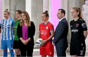 8 February 2023; League of Ireland director Mark Scanlon with SSE Airtricity brand, advertising, and sponsorship lead Ashley Morrow, third from left, and SSE Airtricity Women's Premier Division players, from left, Jess Gleeson of DLR Waves, Karen Duggan of Peamount United, Pearl Slattery of Shelbourne and Aoibheann Clancy of Wexford Youths at the launch of the SSE Airtricity League of Ireland 2023 season held at City Hall in Dublin. Photo by Seb Daly/Sportsfile