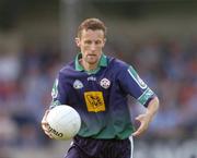12 June 2004; Carl Scanlon, London. Bank of Ireland Football Championship Qualifier, Round 1, Dublin v London, Parnell Park, Dublin. Picture credit; Ray McManus / SPORTSFILE