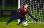 10 March 2023; Drogheda United goalkeeper Colin McCabe warms up before the SSE Airtricity Men's Premier Division match between UCD and Drogheda United at UCD Bowl in Dublin. Photo by Stephen Marken/Sportsfile