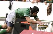 19 June 2004; Tyrone Howe, Ireland, scores a try against South Africa. South Africa Tour June 2004, South Africa v Ireland, 2nd test, Newlands Stadium, Cape Town, South Africa. Picture credit; Matt Browne / SPORTSFILE