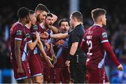 10 April 2023; Drogheda United players remonstrate with referee Kevin O'Sullivan after giving a penalty to St Patrick's Athletic for a handball during the SSE Airtricity Men's Premier Division match between Drogheda United and St Patrick's Athletic at Weaver's Park in Drogheda, Louth. Photo by Ben McShane/Sportsfile