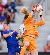 11 April 2023; United States goalkeeper Casey Murphy makes a save against Lucy Quinn of Republic of Ireland during the women's international friendly match between USA and Republic of Ireland at CITYPARK in St Louis, Missouri, USA. Photo by Stephen McCarthy/Sportsfile