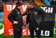 21 April 2023; Bohemians manager Declan Devine with supporter Davy Keogh before the SSE Airtricity Men's Premier Division match between Drogheda United and Bohemians at Weaver's Park in Drogheda, Louth. Photo by Stephen McCarthy/Sportsfile