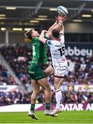 5 May 2023; John Porch of Connacht in action against Mike Lowry of Ulster during the United Rugby Championship Quarter-Final match between Ulster and Connacht at Kingspan Stadium in Belfast. Photo by Ramsey Cardy/Sportsfile