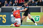 6 May 2023; Conor Murray of Munster is tackled by Tom Jordan of Glasgow Warriors during the United Rugby Championship Quarter-Final match between Glasgow Warriors and Munster at Scotstoun Stadium in Glasgow, Scotland. Photo by Paul Devlin/Sportsfile