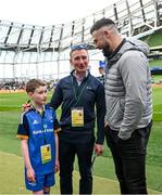 6 May 2023; Match day mascot Leo Kilduff and his father Kieran with Robbie Henshaw of Leinster before the United Rugby Championship Quarter-Final between Leinster and Cell C Sharks at the Aviva Stadium in Dublin. Photo by Harry Murphy/Sportsfile