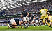 20 May 2023; Jimmy O'Brien of Leinster celebrates with Caelan Doris after scoring their side's second try during the Heineken Champions Cup Final match between Leinster and La Rochelle at Aviva Stadium in Dublin. Photo by Ramsey Cardy/Sportsfile