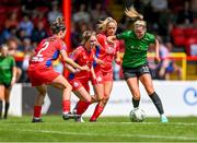 27 May 2023; Erin McLoughlin of Peamount United in action against Keeva Keenan of Shelbourne, left, and Maggie Pierce during the SSE Airtricity Women's Premier Division match between Shelbourne and Peamount United at Tolka Park in Dublin. Photo by Tyler Miller/Sportsfile