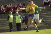 26 June 2004; Frankie Dolan, Roscommon, in action against Michael McGuinness, Leitrim. Bank of Ireland Connacht Senior Football Championship Semi-Final Replay, Roscommon v Leitrim, Dr. Hyde Park, Co. Roscommon. Picture credit; Damien Eagers / SPORTSFILE