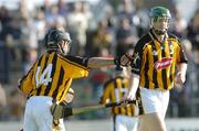 26 June 2004; Henry Shefflin, right, Kilkenny, is congratulated by team-mate D.J Carey after scoring his sides first goal. Guinness Senior Hurling Championship Qualifier, Round 1, Kilkenny v Dublin, Dr. Cullen Park, Co. Carlow. Picture credit; David Maher / SPORTSFILE