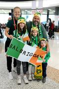 19 July 2023; Republic of Ireland's Diane Caldwell pose with the Prout family, from left, Isla, Maeve, dad Gerry and Oscar, who are living in Sydney, but originally from Balbriggan in Dublin, at Sydney Airport, Australia, upon the team's arrival from their base in Brisbane, for their opening FIFA Women's World Cup 2023 group match against co-host Australia, on Thursday. Photo by Stephen McCarthy/Sportsfile