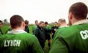 3 March 1998; Head coach Warren Gatland speaks to his players during Ireland rugby squad training at the University of Limerick in Limerick. Photo by Matt Browne/Sportsfile