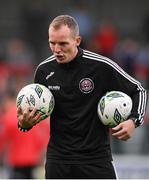 4 August 2023; Bohemians first team coach Derek Pender before the SSE Airtricity Men's Premier Division match between Bohemians and Drogheda United at Dalymount Park in Dublin. Photo by Seb Daly/Sportsfile