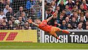 4 August 2023; Bohemians goalkeeper James Talbot during the SSE Airtricity Men's Premier Division match between Bohemians and Drogheda United at Dalymount Park in Dublin. Photo by Seb Daly/Sportsfile