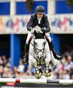 9 August 2023; Tim Gredley of Great Britain competes on Guestlist during Longines FEI Dublin Horse Show - Sport Ireland Classic at the RDS in Dublin. Photo by Sam Barnes/Sportsfile