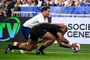 8 September 2023; Mark Telea of New Zealand scores his side's first try despite the tackle of Damien Penaud of France during the 2023 Rugby World Cup Pool A match between France and New Zealand at the Stade de France in Paris, France. Photo by Harry Murphy/Sportsfile