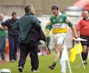 4 July 2004; Brian Whelahan, Offaly, walks off the field due to an injury. Guinness Leinster Senior Hurling Championship Final, Offaly v Wexford, Croke Park, Dublin. Picture credit; Damien Eagers / SPORTSFILE
