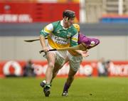 4 July 2004; Brian Whelahan, Offaly, in action against Eoin Quigley, Wexford. Guinness Leinster Senior Hurling Championship Final, Offaly v Wexford, Croke Park, Dublin. Picture credit; Damien Eagers / SPORTSFILE