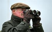 27 September 2023; Captains Willie Mullins watches the race from the parade ring during the Barney Curley Cup at Bellewstown Racecourse in Meath. Photo by Eóin Noonan/Sportsfile