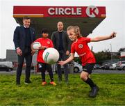 3 October 2023; Paul Dixon, senior director retail sales and operations, Circle K; left, and Brandon Turton, FAI grassroots leadership team, with Lucan FC players Haahash Lemuel, left, and Katie May were pictured at Circle K, Ireland’s leading forecourt and convenience retailer, and title sponsors of the FAI Club Mark Programme, who today announced a €100,000 giveaway to grassroots football clubs across the Republic of Ireland. Clubs can win up to €30,000 to help them grow with entries closing on December 5th. Visit www.circlek.ie for details. Photo by Stephen McCarthy/Sportsfile