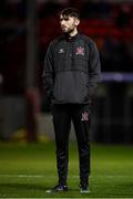 6 October 2023; Dundalk physiotherapist Conor Doran during the SSE Airtricity Men's Premier Division match between Shelbourne and Dundalk at Tolka Park in Dublin. Photo by Stephen McCarthy/Sportsfile