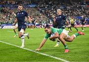 7 October 2023; James Lowe of Ireland on his way to scoring his side's first try during the 2023 Rugby World Cup Pool B match between Ireland and Scotland at the Stade de France in Paris, France. Photo by Harry Murphy/Sportsfile