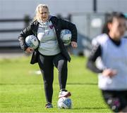 14 October 2023; Wexford Youths head coach Lizzy Kent before the SSE Airtricity Women's Premier Division match between Wexford Youths and Peamount United at Ferrycarrig Park in Wexford. Photo by Piaras Ó Mídheach/Sportsfile