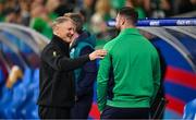14 October 2023; New Zealand assistant coach Joe Schmidt, left, with Robbie Henshaw of Ireland before the 2023 Rugby World Cup quarter-final match between Ireland and New Zealand at the Stade de France in Paris, France. Photo by Brendan Moran/Sportsfile