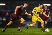 28 October 2023; Mikie Rowe of Cobh Ramblers in action against Evan Farrell of Wexford during the SSE Airtricity Men's First Division Play-Off semi-final second leg match between Cobh Ramblers and Wexford at St Colman's Park in Cobh, Cork. Photo by Eóin Noonan/Sportsfile