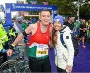29 October 2023; Lizzie Lee with her brother Tom Lee after he ran a personal best in the 2023 Irish Life Dublin Marathon. Thousands of runners took to the Fitzwilliam Square start line, to participate in the 42nd running of the Dublin Marathon. Photo by Sam Barnes/Sportsfile