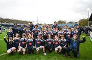 4 November 2023; The Portlaoise team with Leinster players Ross Byrne, Luke McGrath and Dan Sheehan before the Bank of Ireland Half-Time Minis during the United Rugby Championship match between Leinster and Edinburgh at the RDS Arena in Dublin. Photo by Harry Murphy/Sportsfile