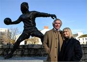 8 November 2023; Former Northern Ireland, Arsenal and Spurs goalkeeper Pat Jennings and his wife Eleanor Toner in attendance at the unveiling of the Pat Jennings statue at Kildare Street in Newry, Down. Photo by David Fitzgerald/Sportsfile