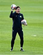 14 November 2023; Coach Keith Andrews during a Republic of Ireland training session at the FAI National Training Centre in Abbotstown, Dublin. Photo by Stephen McCarthy/Sportsfile