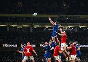 25 November 2023; Caelan Doris of Leinster takes possession in a lineout during the United Rugby Championship match between Leinster and Munster at the Aviva Stadium in Dublin. Photo by Harry Murphy/Sportsfile